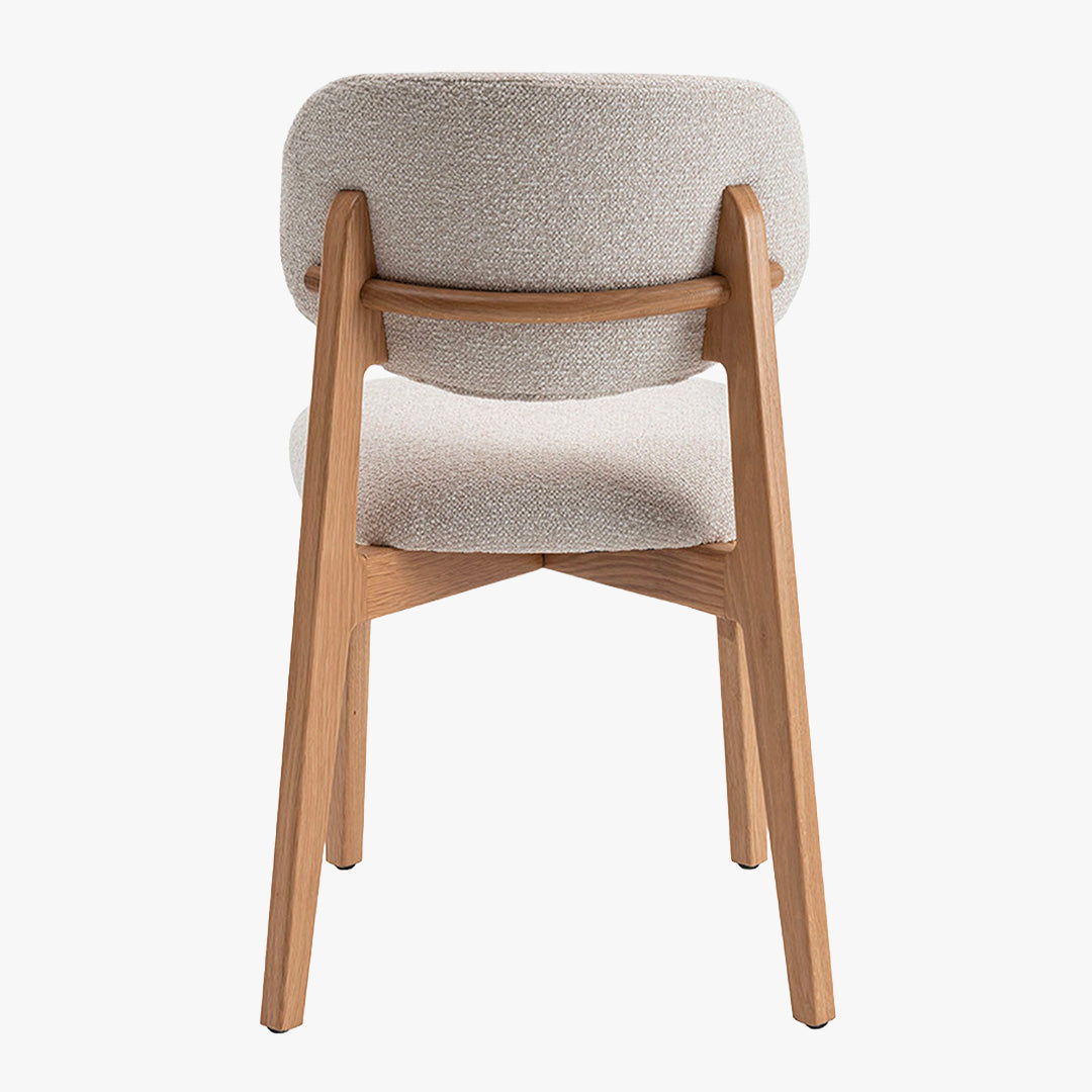 CARMEN Chaise en tissu beige et chêne massif