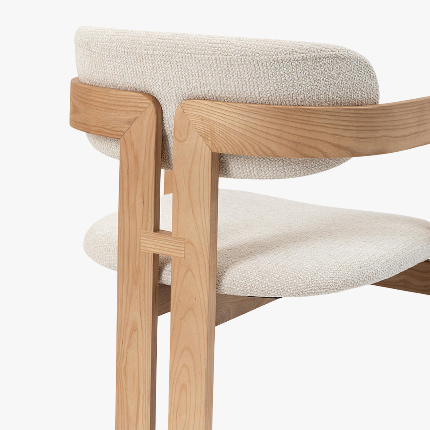 lot de 2 chaises de repas en tissu beige avec pieds en chêne massif couleur bois clair