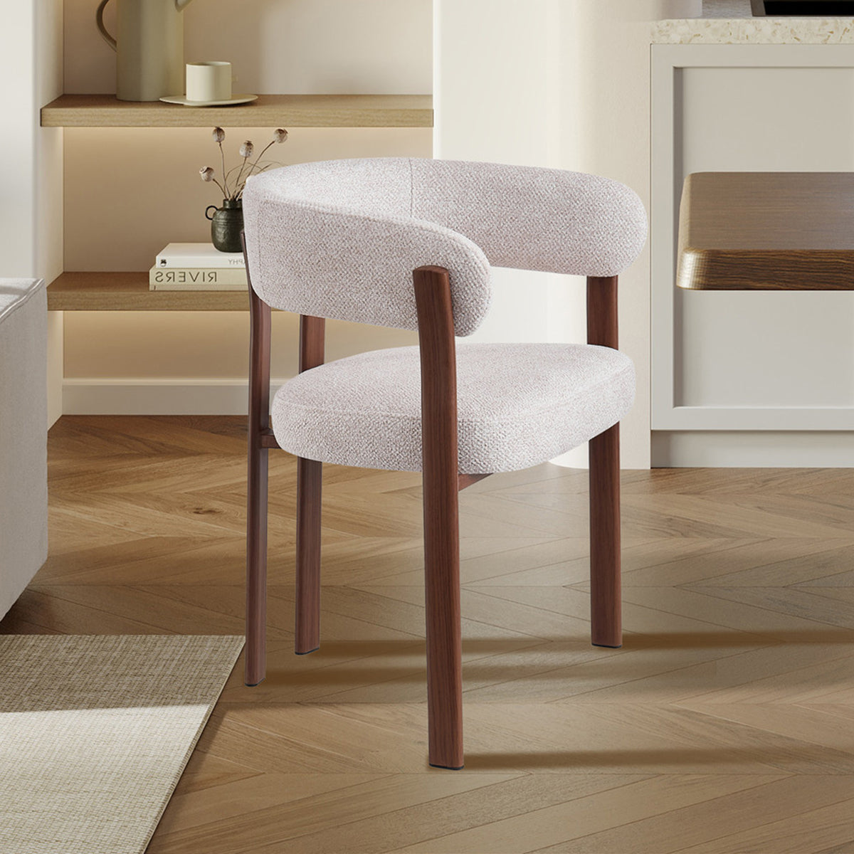 JULIA Lot de 2 chaises avec accoudoir en tissu beige pieds couleur bois foncé