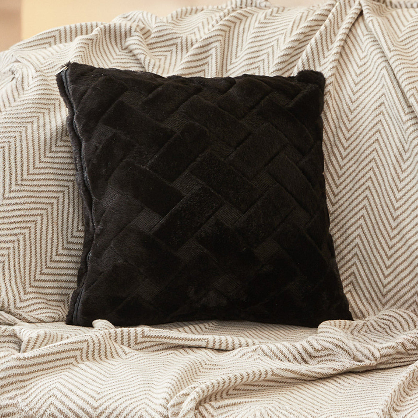 CAPRI Coussin carré en tissu à motifs noir 43x43 cm - Coussins - Mobilier Deco