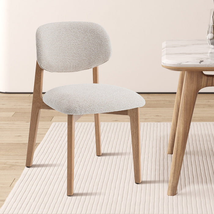 CARMEN Chaise en tissu beige et chêne massif