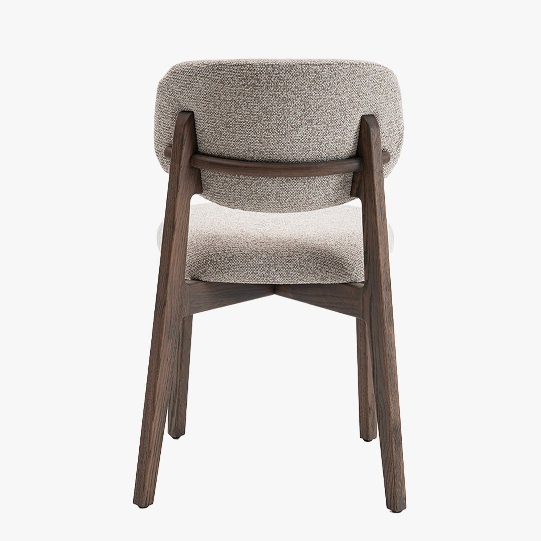 CARMEN Chaise en tissu beige et chêne massif foncé - Chaise de repas - Mobilier Deco