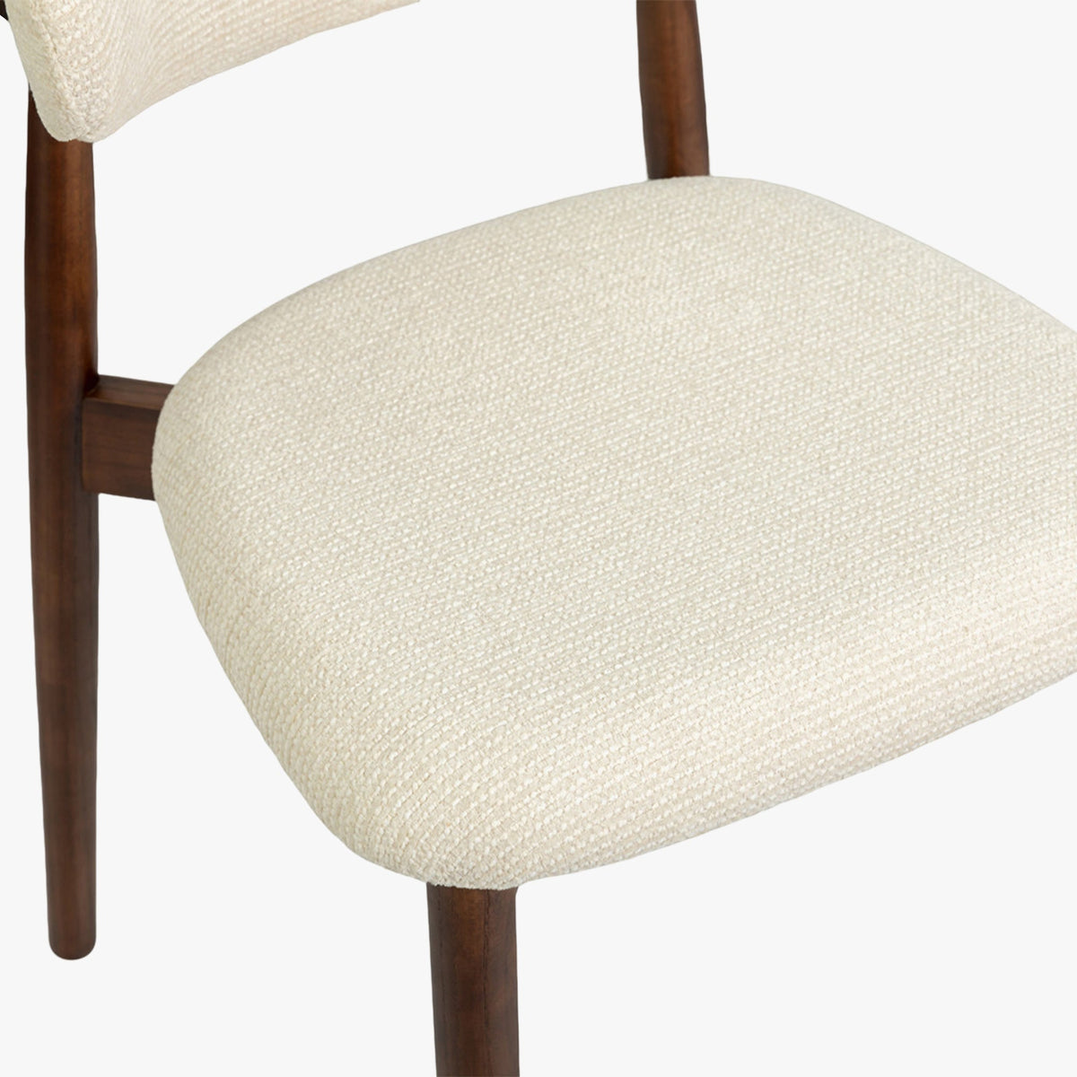 CLARA Lot de 2 chaises en tissu bouclette beige pieds en chêne massif foncé - Mobilier Deco