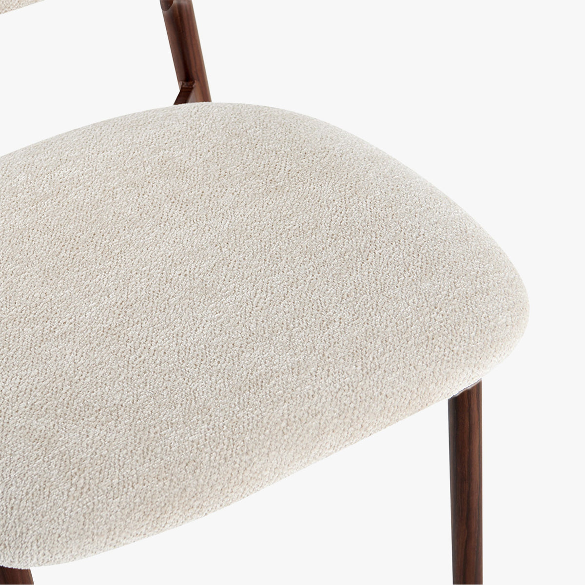 COCO Lot de 2 chaises en tissu beige piètement en métal couleur bois foncé - Mobilier Deco