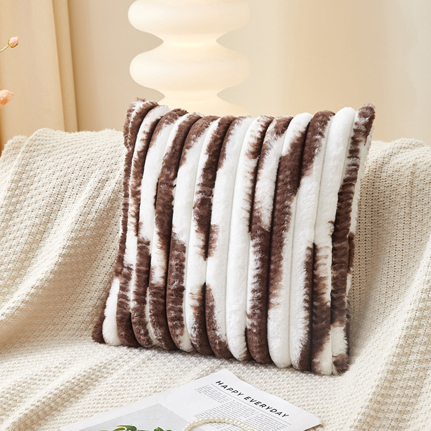 EVELYA Coussin carré en tissu côtelé  marron et blanc 43x43 cm