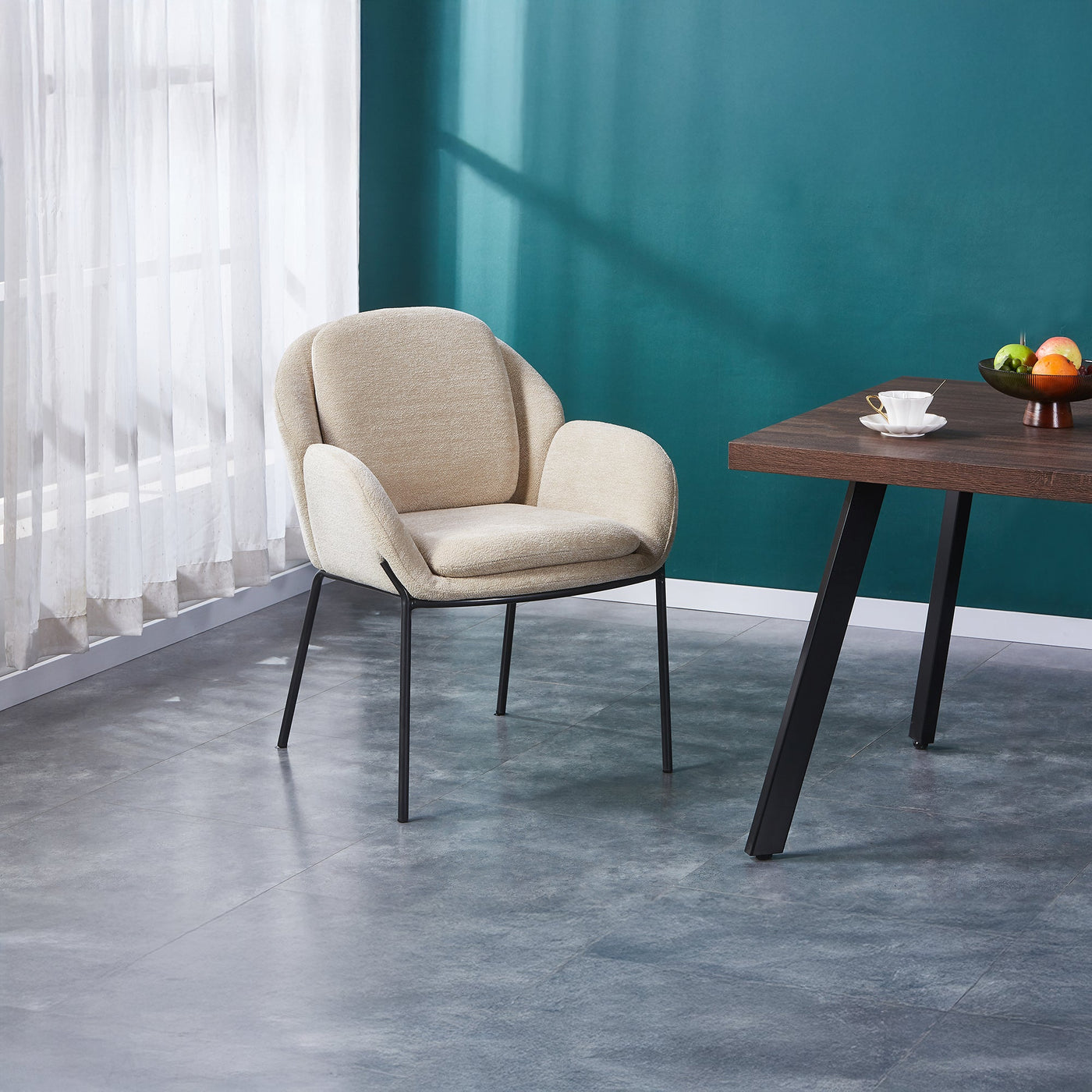 EYLA Chaise en tissu beige pieds en métal noir - Chaise de repas - Mobilier Deco
