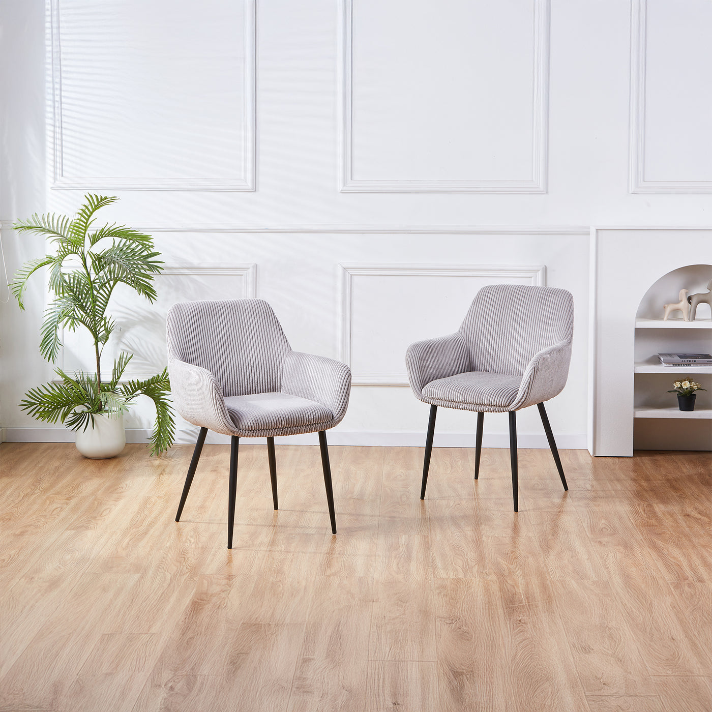 JESSIE Lot de 2 chaises en velours côtelé gris clair pieds en métal noir