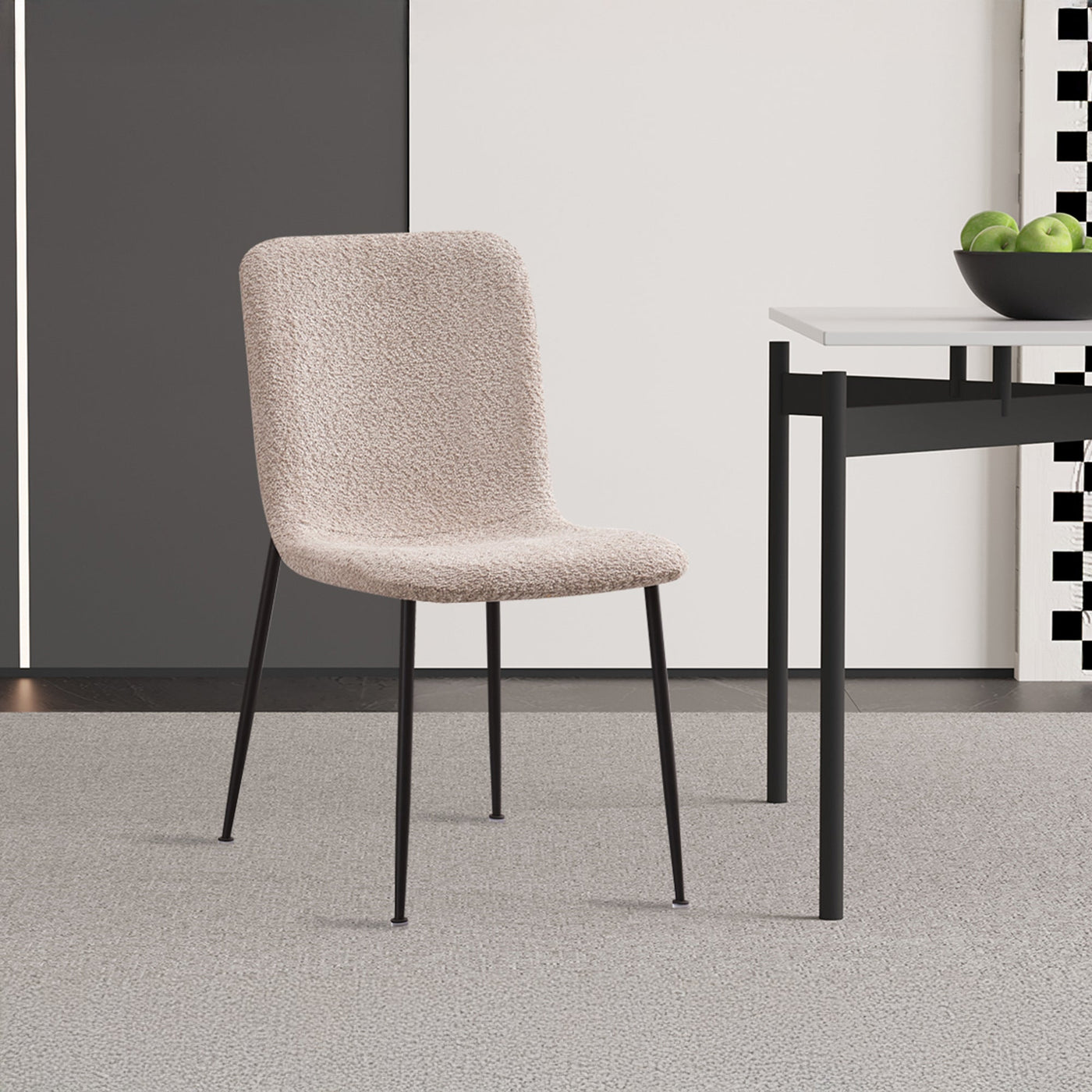LEONOR Lot de 2 chaises en tissu bouclette beige pieds en métal noir - Chaise de repas - Mobilier Deco