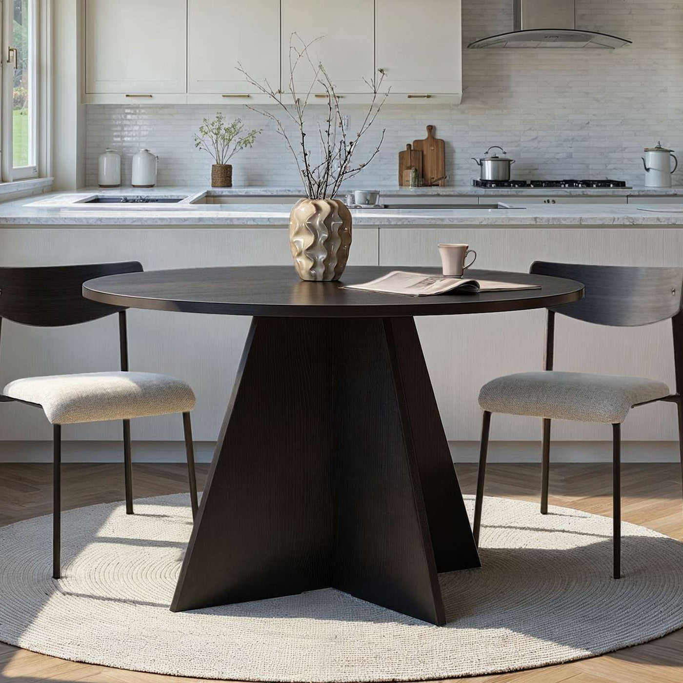 LEYVA Table à manger ronde couleur bois noir D120 cm