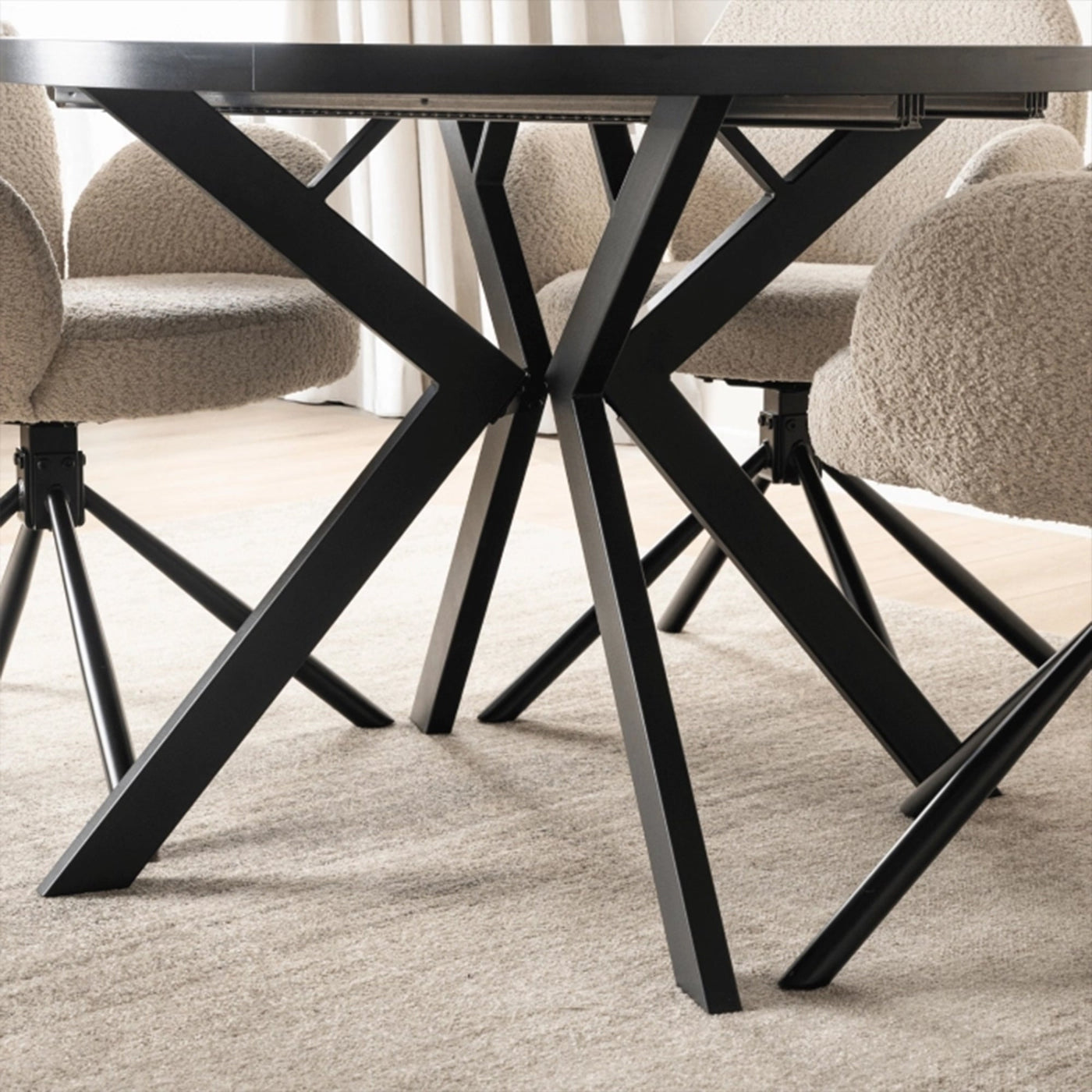 LUKAS Table à manger ronde extensible couleur bois noir pieds métal noir 100-250 cm - Table à manger - Mobilier Deco