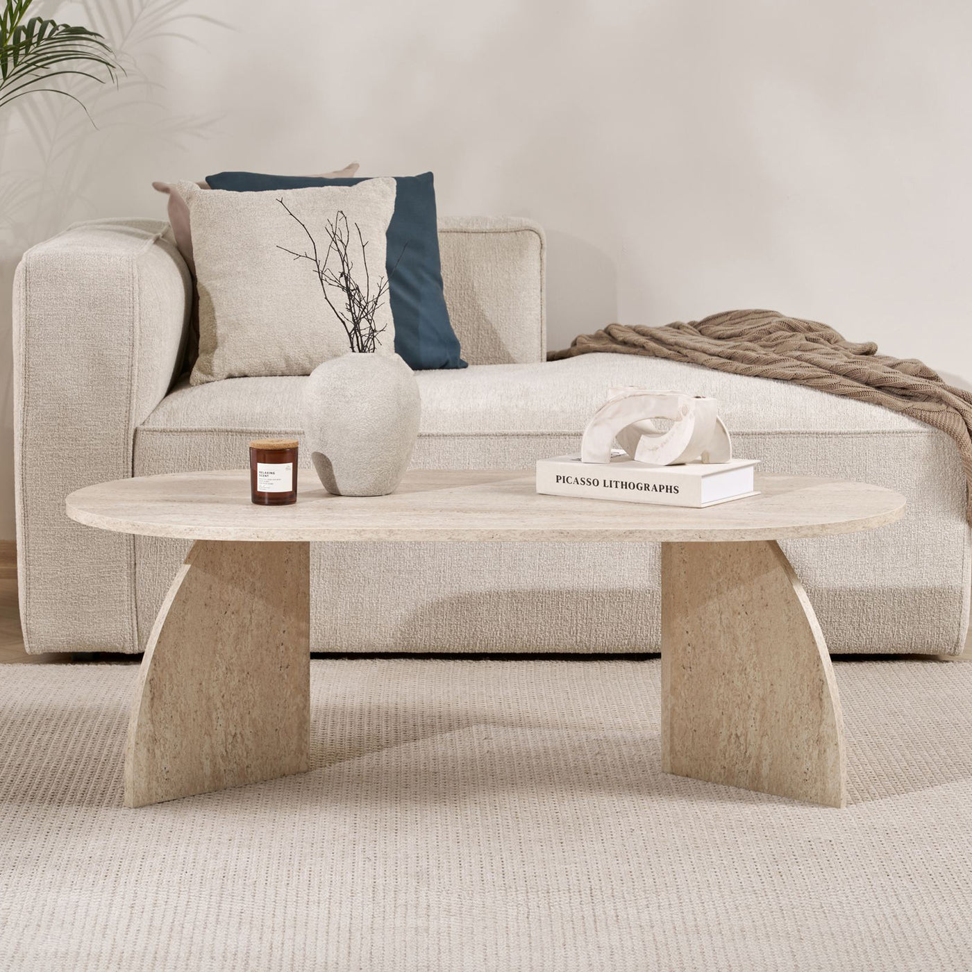 NAYALI Table basse ovale beige 120 cm