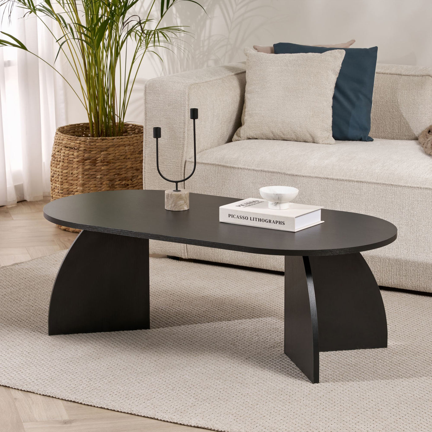 NAYALI Table basse ovale couleur bois noir 120 cm