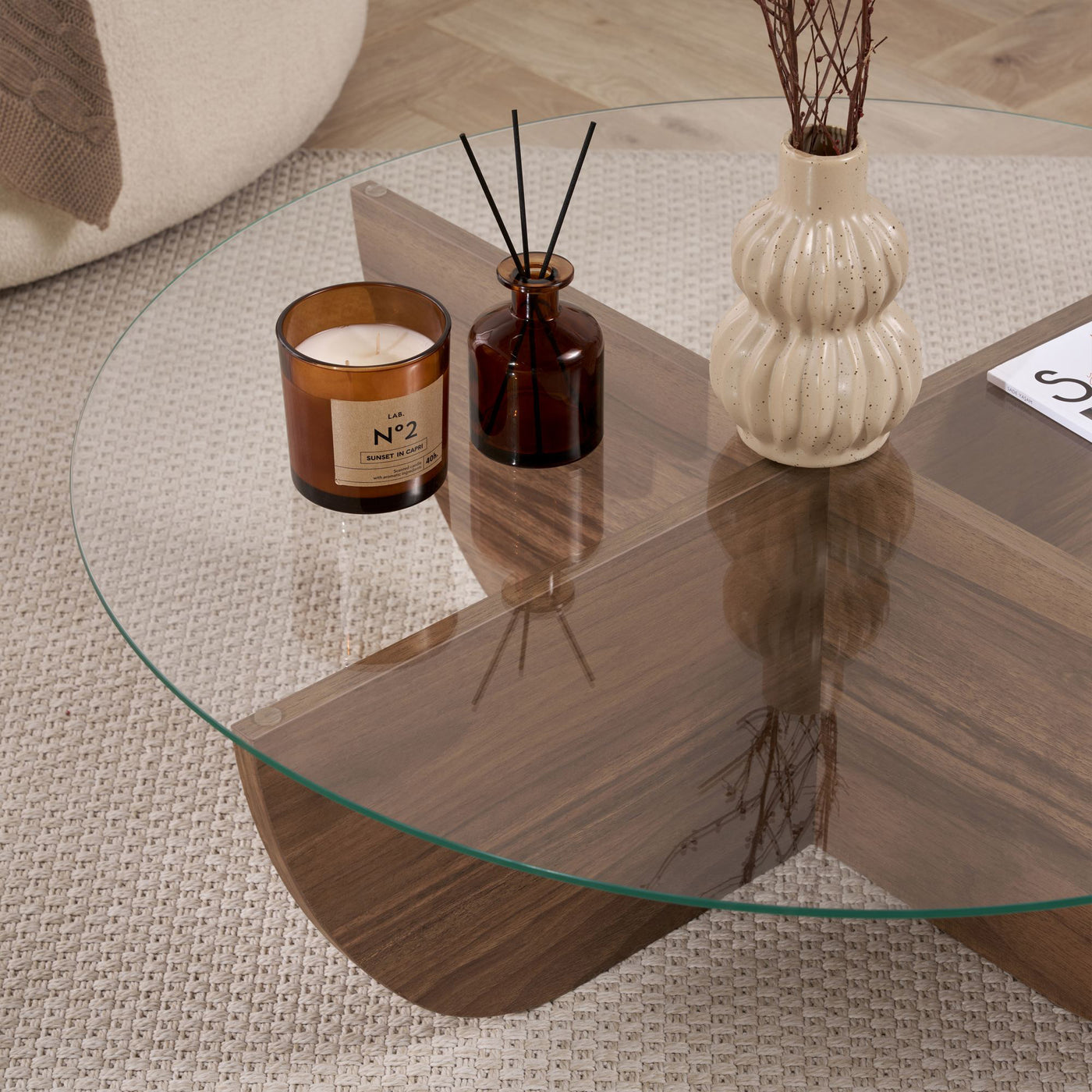 NESIA Table basse en verre piètement couleur bois foncé D90 cm