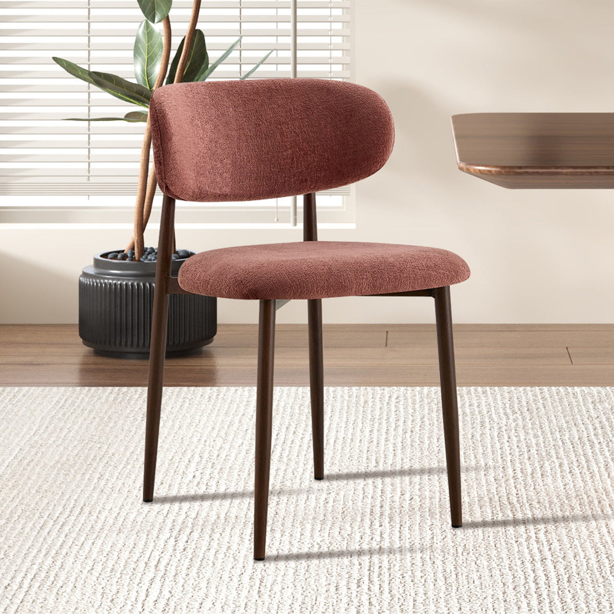 NONO Lot de 2 chaises en tissu terracotta pieds couleur bois foncé - Mobilier Deco