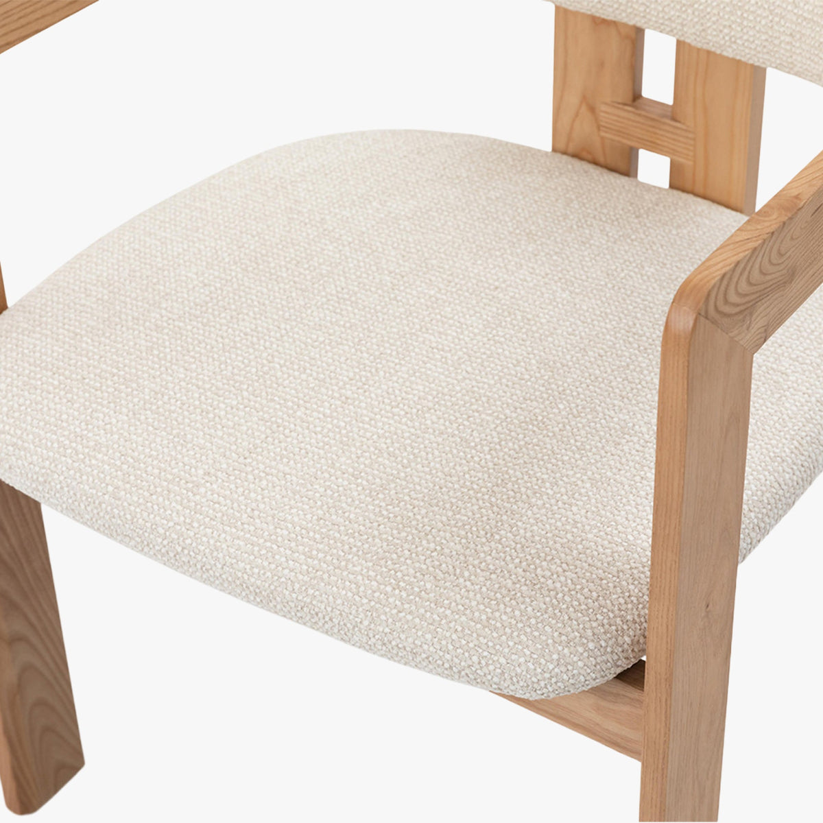 SANDRA Lot de 2 chaises de repas en tissu beige pieds en chêne massif clair - Mobilier Deco