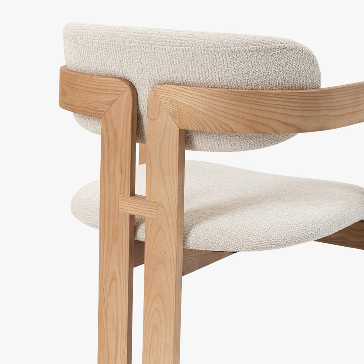 SANDRA Lot de 2 chaises de repas en tissu beige pieds en chêne massif clair - Mobilier Deco