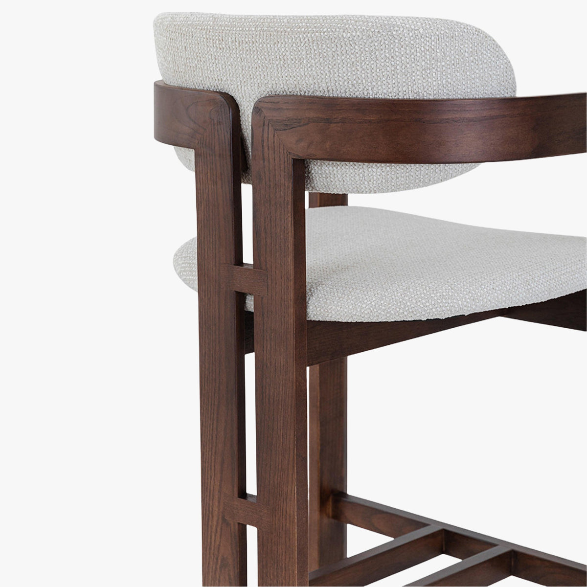 SANDRA Tabouret en tissu beige pieds en chêne massif foncé - Mobilier Deco