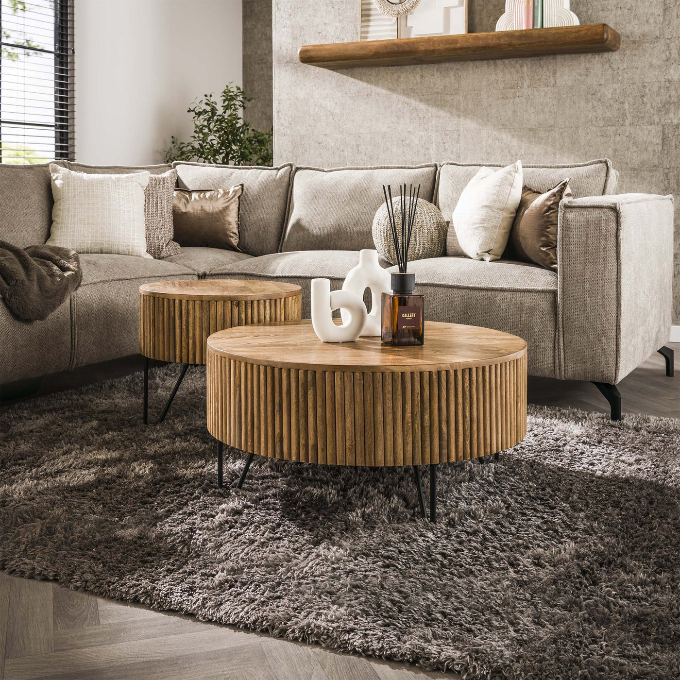 SAREN Lot de 2 tables en bois de manguier piètement en acier noir - Table basse - Mobilier Deco