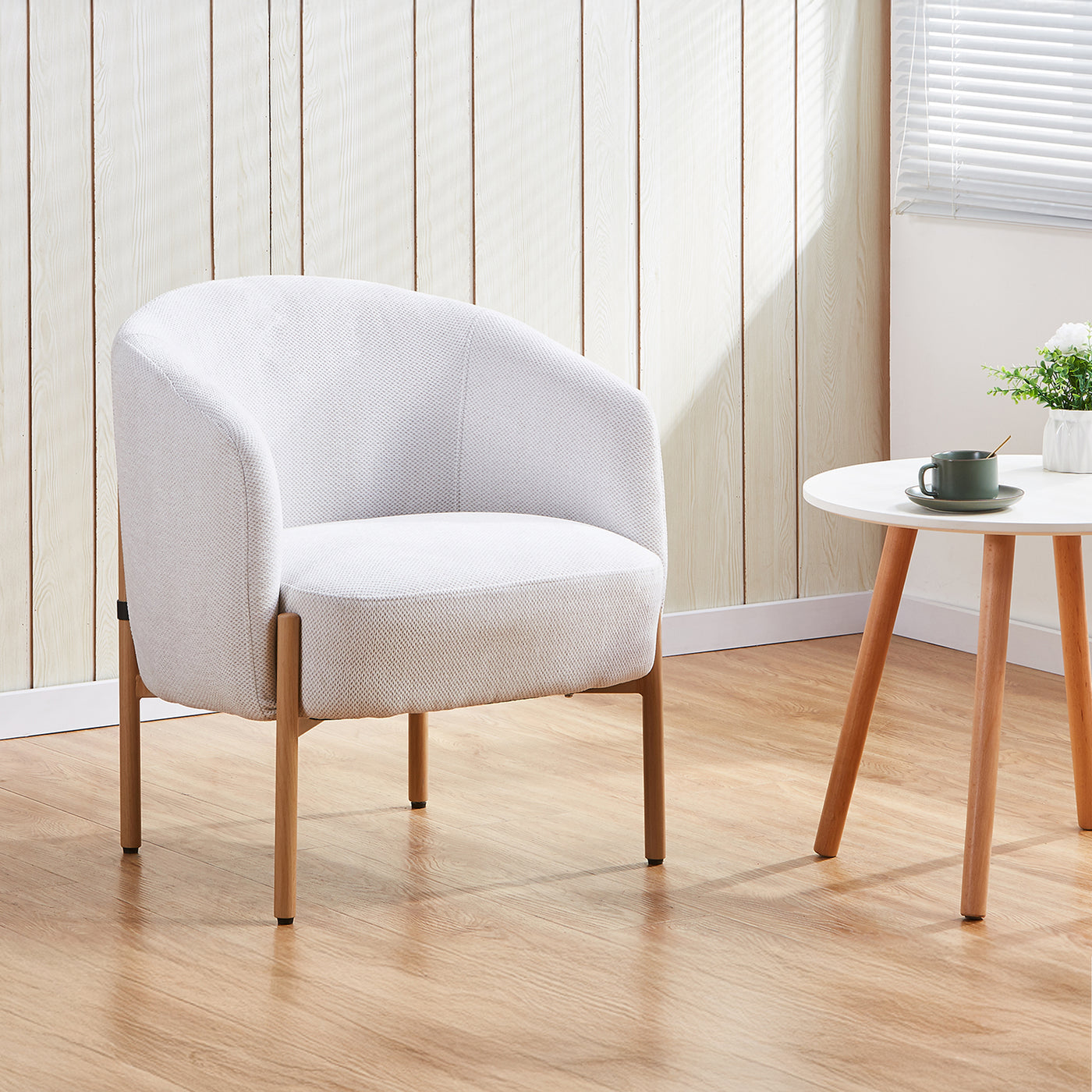 SYLIA Fauteuil en tissu blanc écru pieds couleur bois