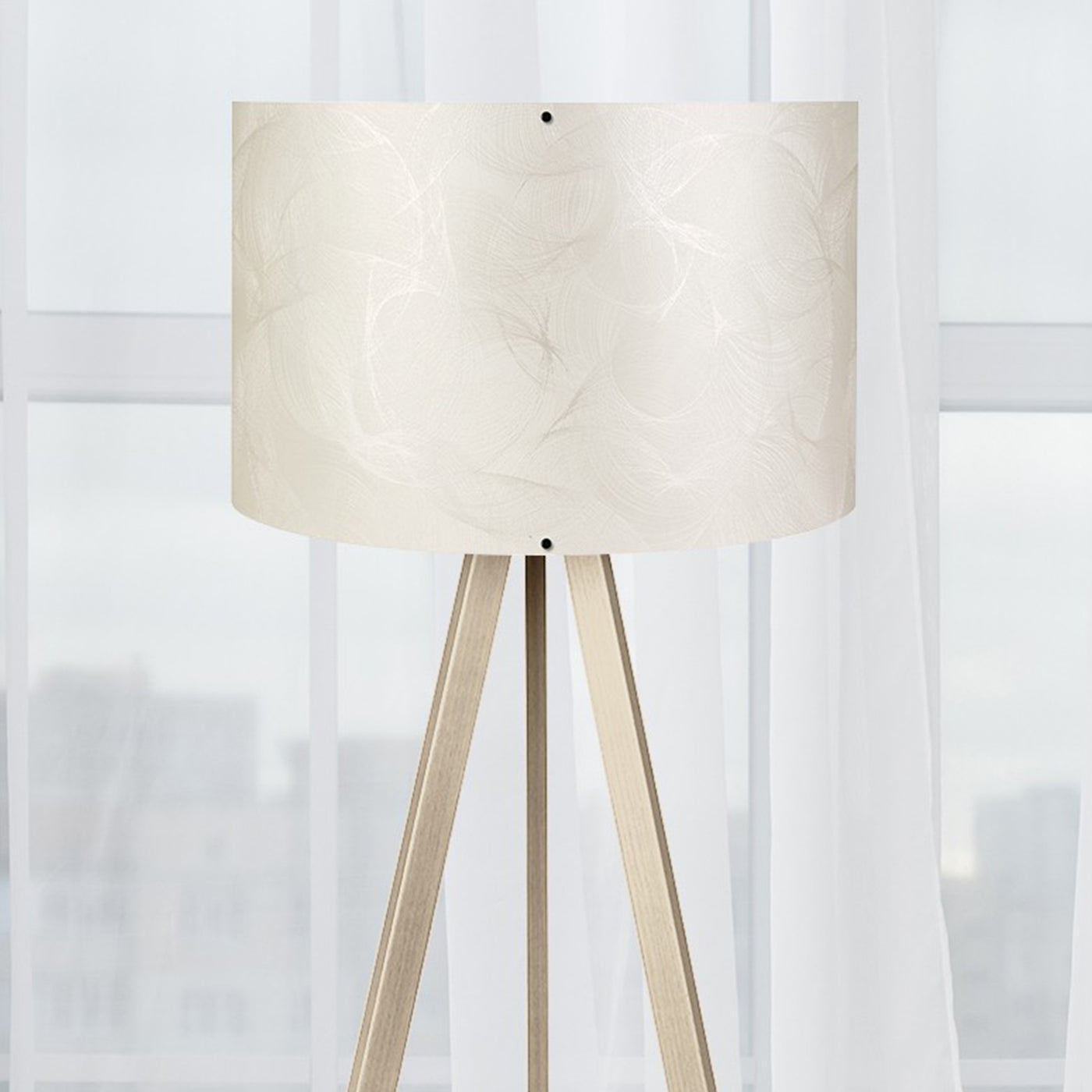 SYMO Lampe sur pieds avec abat jour en PVC beige pieds couleur bois clair