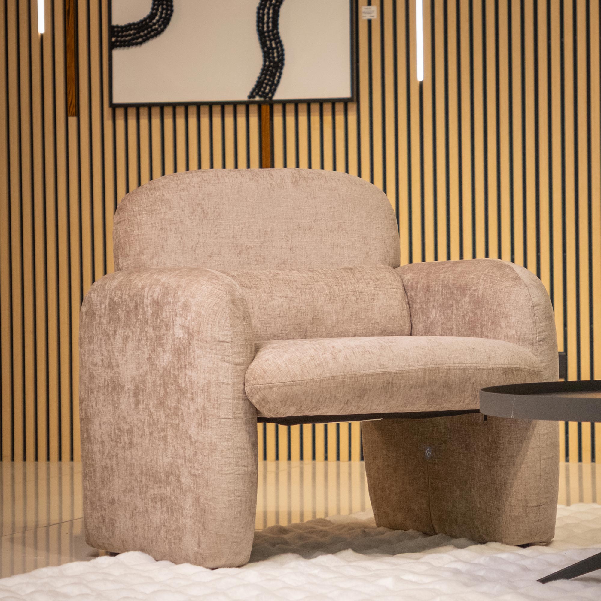TOGO Fauteuil en tissu beige foncé - Fauteuils - Mobilier Deco